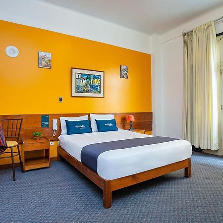 Ayenda Goldi Hotel Lima Buitenkant foto